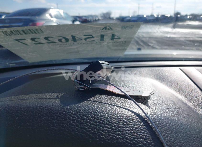 Photo 11 of 2011 Ford Fusion SE (VIN 3FAHP0HA3BR185004)