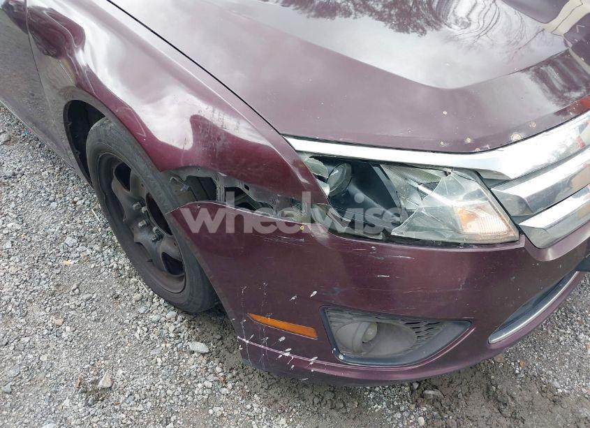 Photo 6 of 2011 Ford Fusion SE (VIN 3FAHP0HA3BR187643)