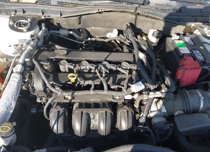 Photo 10 of 2011 Ford Fusion SE (VIN 3FAHP0HA3BR240793)