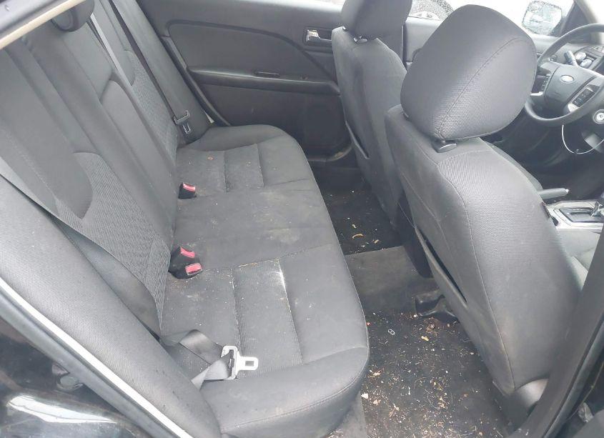 Photo 8 of 2011 Ford Fusion SE (VIN 3FAHP0HA3BR246514)