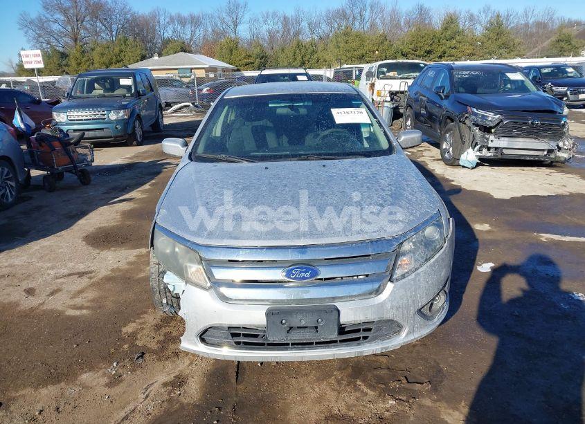 Photo 12 of 2011 Ford Fusion SE (VIN 3FAHP0HA3BR266052)