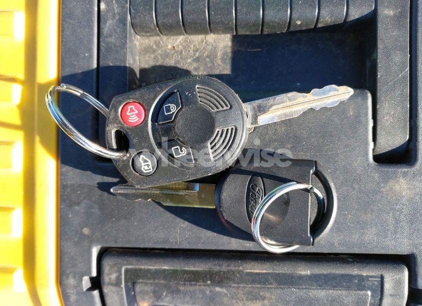 Photo 11 of 2011 Ford Fusion SE (VIN 3FAHP0HA3BR268173)