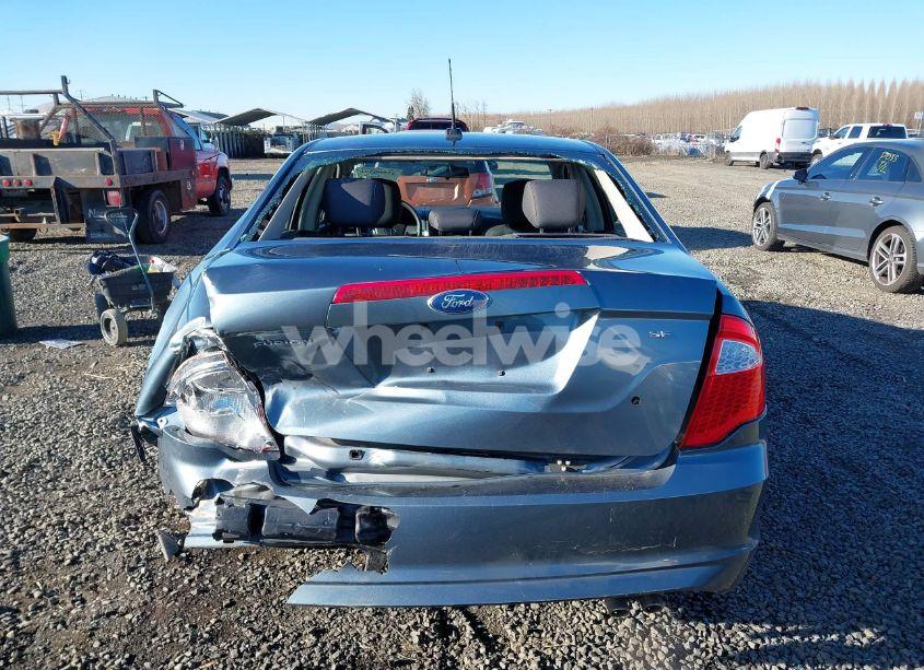 Photo 16 of 2011 Ford Fusion SE (VIN 3FAHP0HA3BR268173)