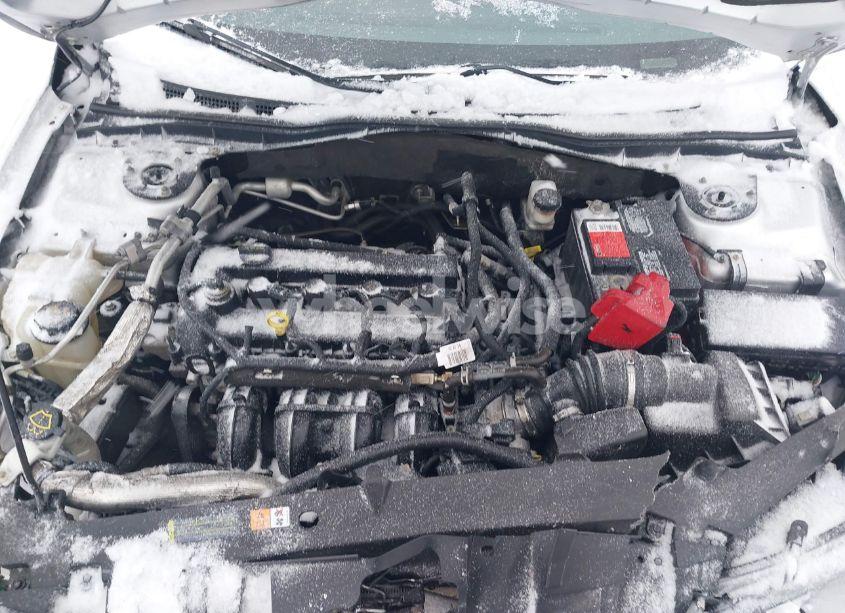 Photo 10 of 2011 Ford Fusion SE (VIN 3FAHP0HA3BR311958)