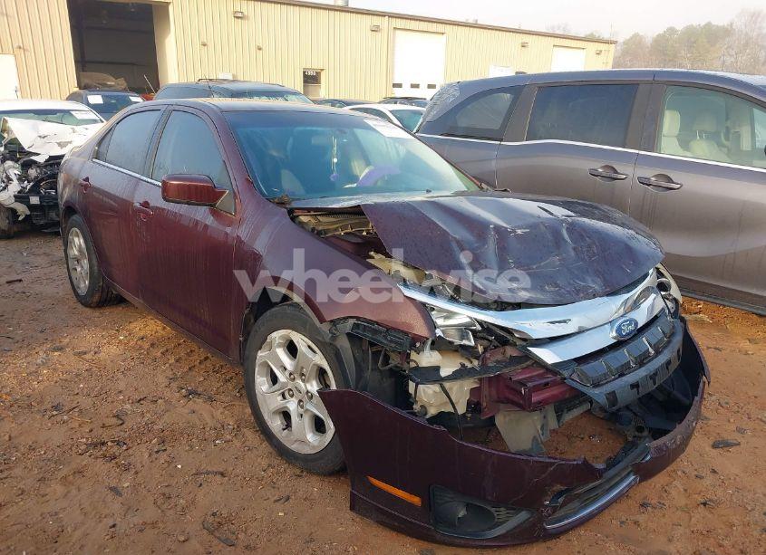 2011 Ford Fusion SE (VIN 3FAHP0HA3BR322734) main photo