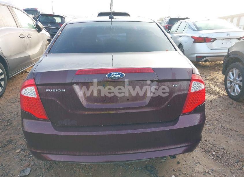 Photo 15 of 2011 Ford Fusion SE (VIN 3FAHP0HA3BR322734)