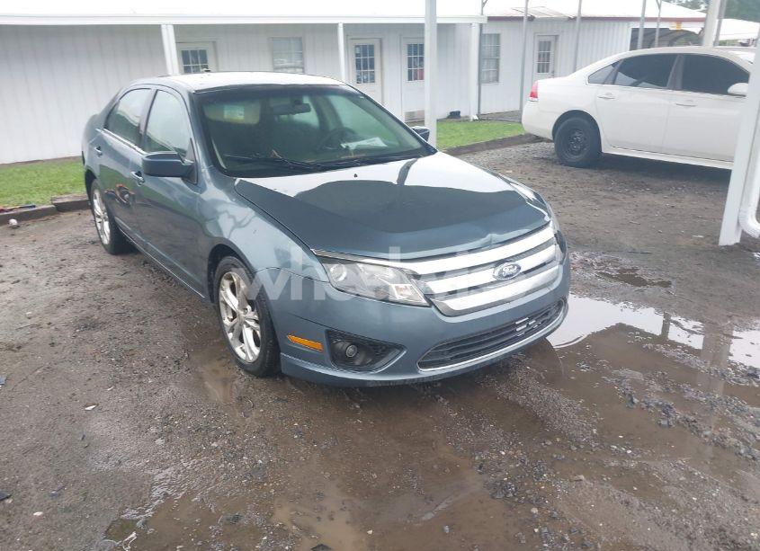 2012 Ford Fusion SE (VIN 3FAHP0HA3CR102866) main photo