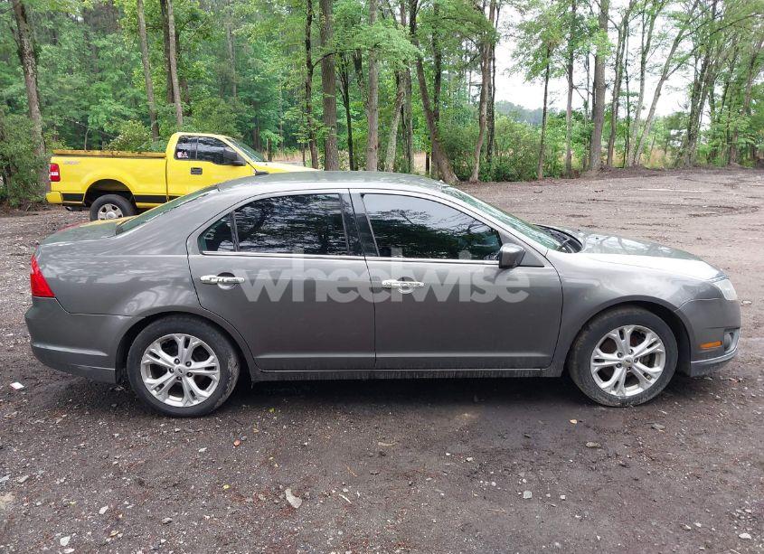 Photo 13 of 2012 Ford Fusion SE (VIN 3FAHP0HA3CR113754)