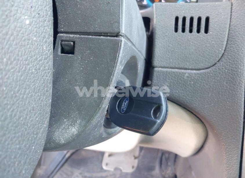 Photo 11 of 2012 Ford Fusion SE (VIN 3FAHP0HA3CR154708)