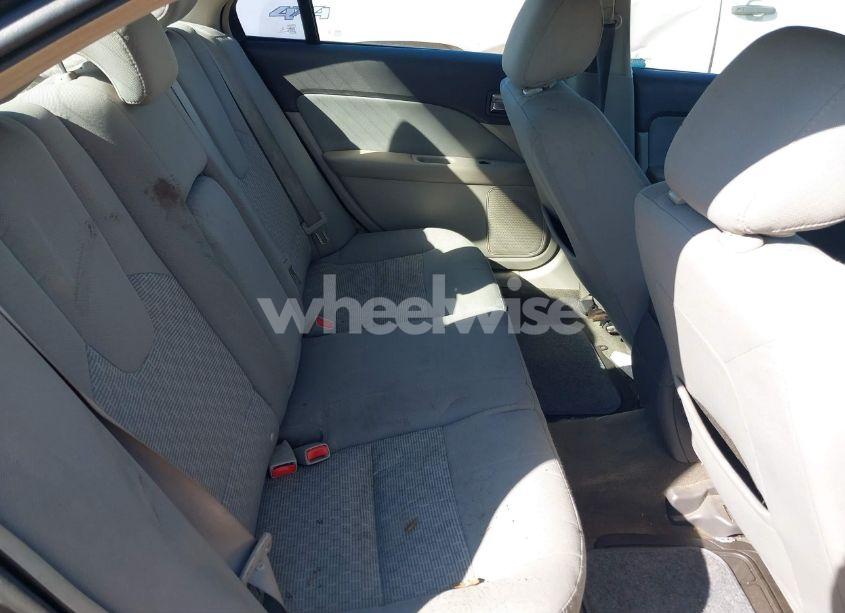 Photo 8 of 2012 Ford Fusion SE (VIN 3FAHP0HA3CR154708)