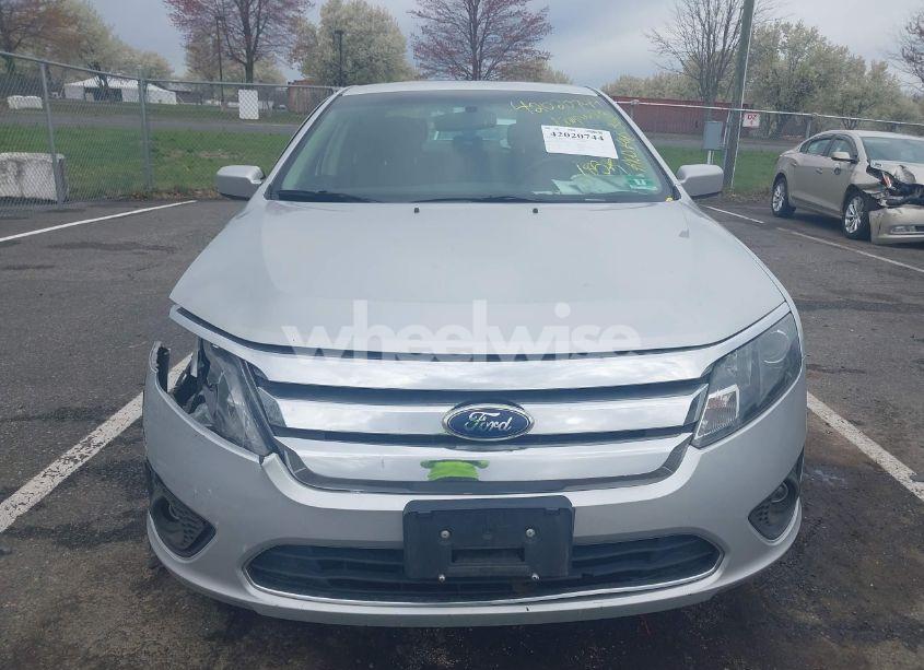 Photo 6 of 2012 Ford Fusion SE (VIN 3FAHP0HA3CR166938)