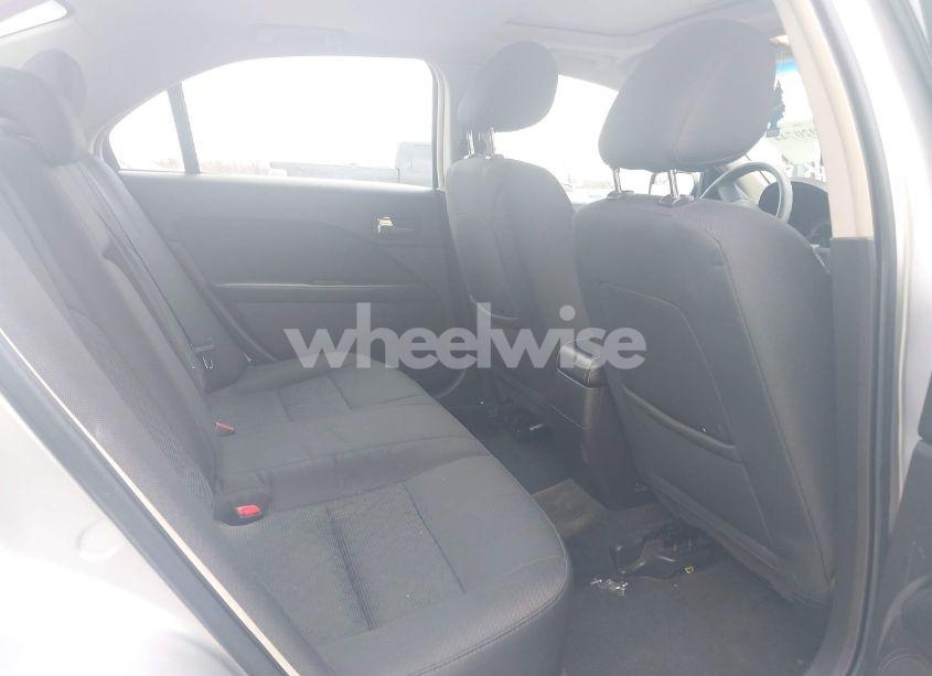 Photo 8 of 2012 Ford Fusion SE (VIN 3FAHP0HA3CR166938)