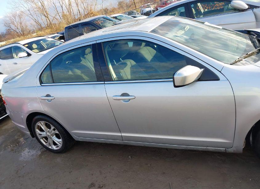 Photo 13 of 2012 Ford Fusion SE (VIN 3FAHP0HA3CR191712)