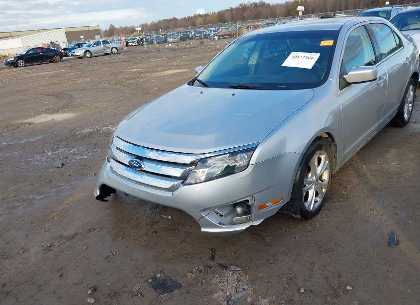 Photo 6 of 2012 Ford Fusion SE (VIN 3FAHP0HA3CR191712)