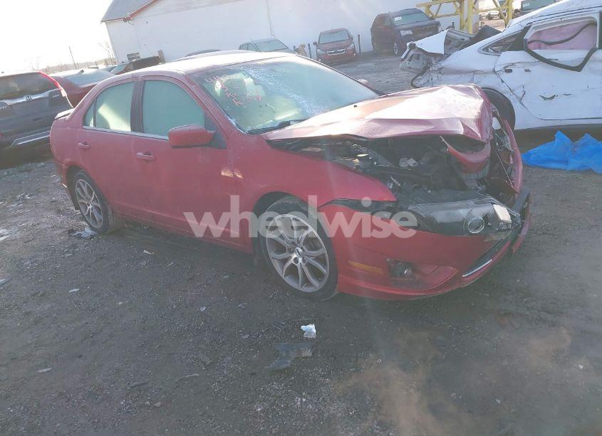 2012 Ford Fusion SE (VIN 3FAHP0HA3CR204135) main photo