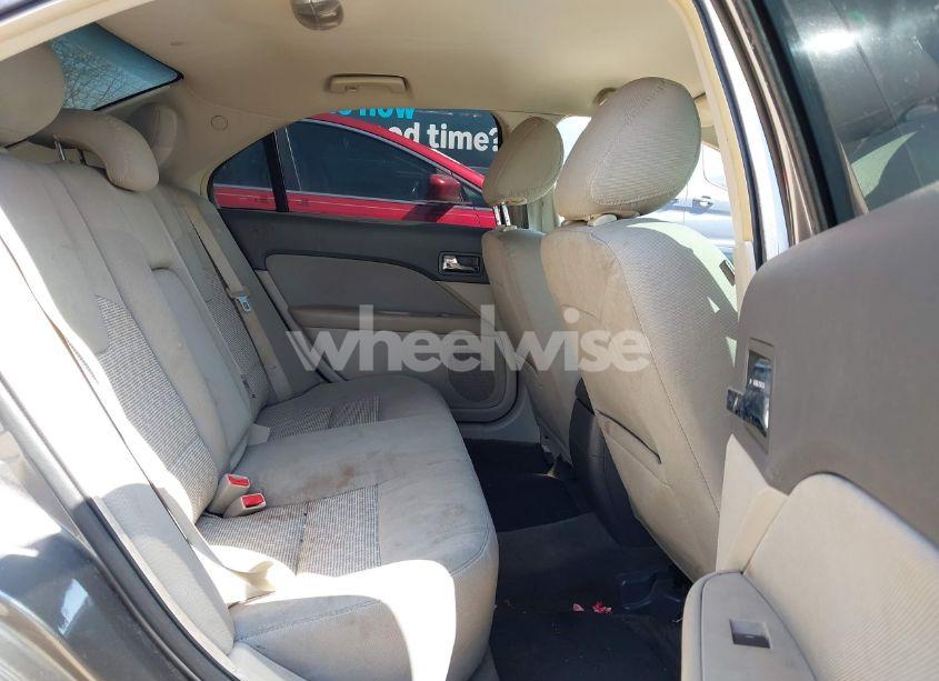 Photo 8 of 2012 Ford Fusion SE (VIN 3FAHP0HA3CR227012)