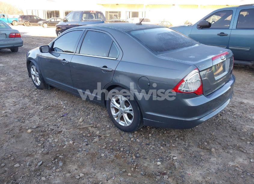 Photo 3 of 2012 Ford Fusion SE (VIN 3FAHP0HA3CR242593)