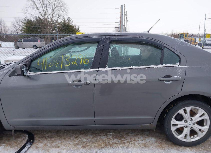 Photo 14 of 2012 Ford Fusion SE (VIN 3FAHP0HA3CR280664)