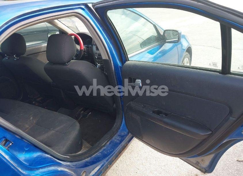 Photo 8 of 2012 Ford Fusion SE (VIN 3FAHP0HA3CR314635)