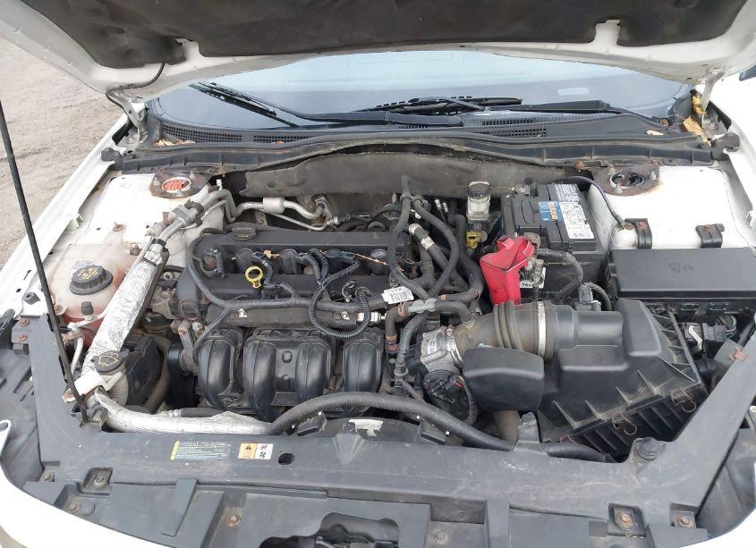 Photo 10 of 2012 Ford Fusion SE (VIN 3FAHP0HA3CR345111)