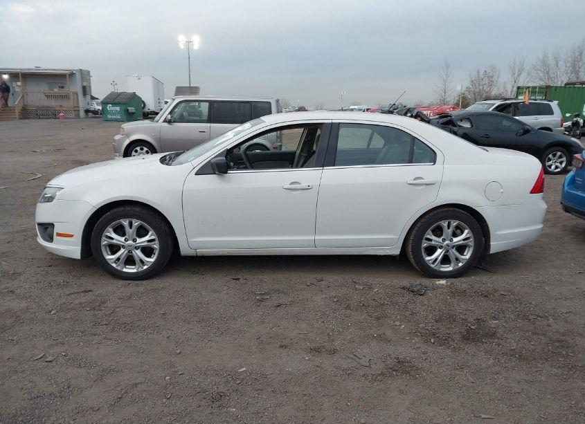 Photo 14 of 2012 Ford Fusion SE (VIN 3FAHP0HA3CR345111)