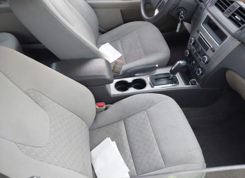 Photo 5 of 2012 Ford Fusion SE (VIN 3FAHP0HA3CR345111)