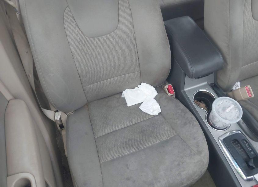 Photo 5 of 2012 Ford Fusion SE (VIN 3FAHP0HA3CR355928)