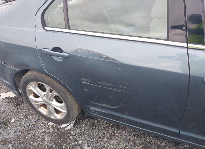 Photo 6 of 2012 Ford Fusion SE (VIN 3FAHP0HA3CR355928)