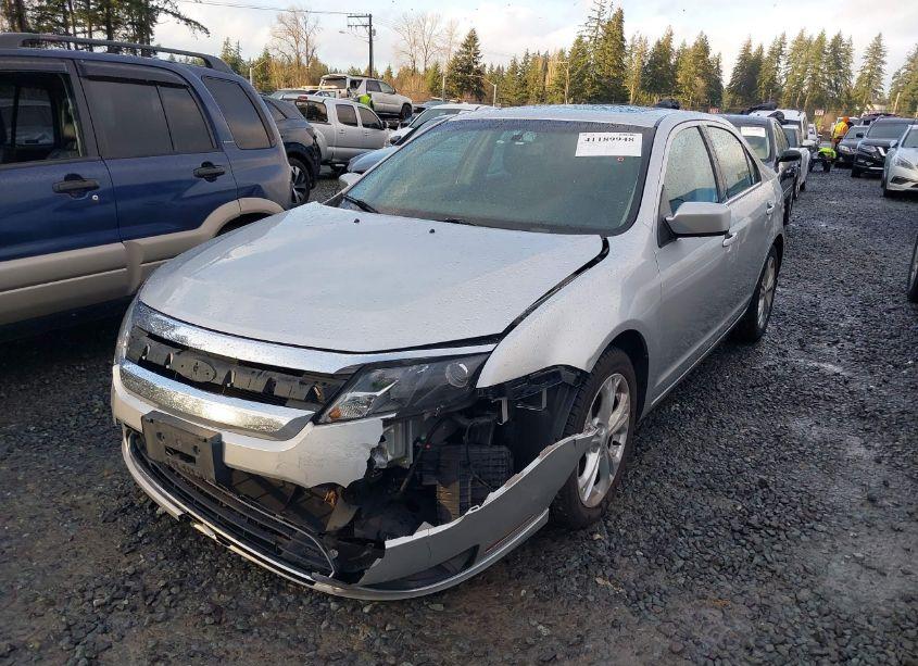 Photo 2 of 2012 Ford Fusion SE (VIN 3FAHP0HA3CR378528)