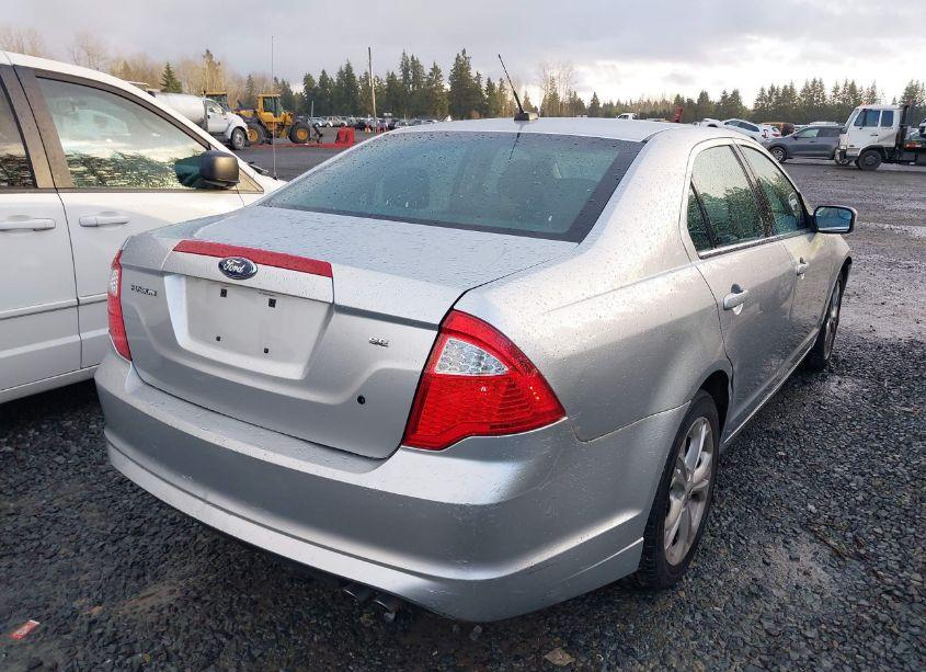 Photo 4 of 2012 Ford Fusion SE (VIN 3FAHP0HA3CR378528)