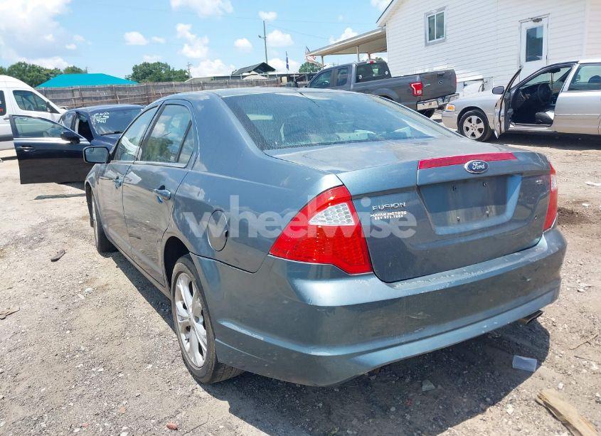 Photo 3 of 2012 Ford Fusion SE (VIN 3FAHP0HA3CR378836)