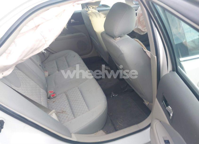 Photo 8 of 2012 Ford Fusion SE (VIN 3FAHP0HA3CR391277)