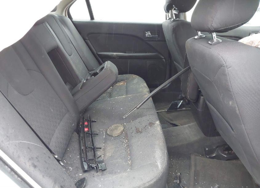 Photo 8 of 2012 Ford Fusion SE (VIN 3FAHP0HA3CR421572)