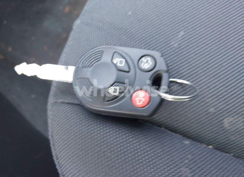 Photo 11 of 2012 Ford Fusion SE (VIN 3FAHP0HA3CR431079)