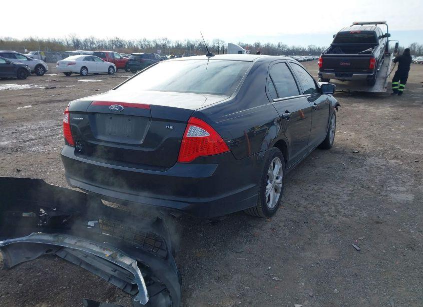 Photo 4 of 2012 Ford Fusion SE (VIN 3FAHP0HA3CR445693)