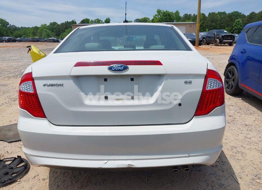 Photo 15 of 2010 Ford Fusion SE (VIN 3FAHP0HA4AR155735)