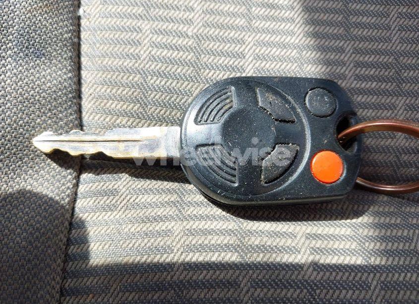 Photo 11 of 2010 Ford Fusion SE (VIN 3FAHP0HA4AR166105)