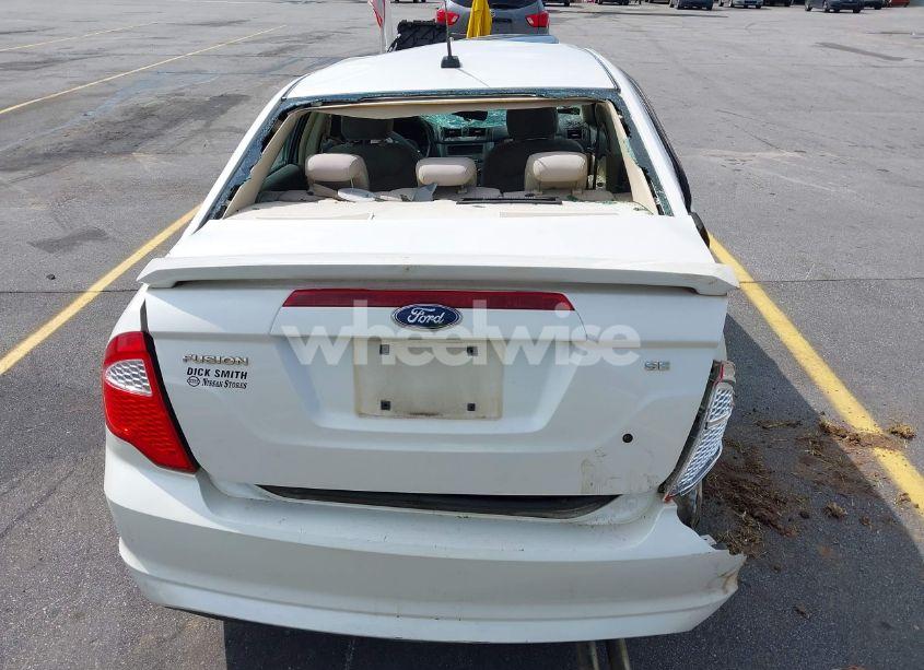 Photo 13 of 2010 Ford Fusion SE (VIN 3FAHP0HA4AR166105)