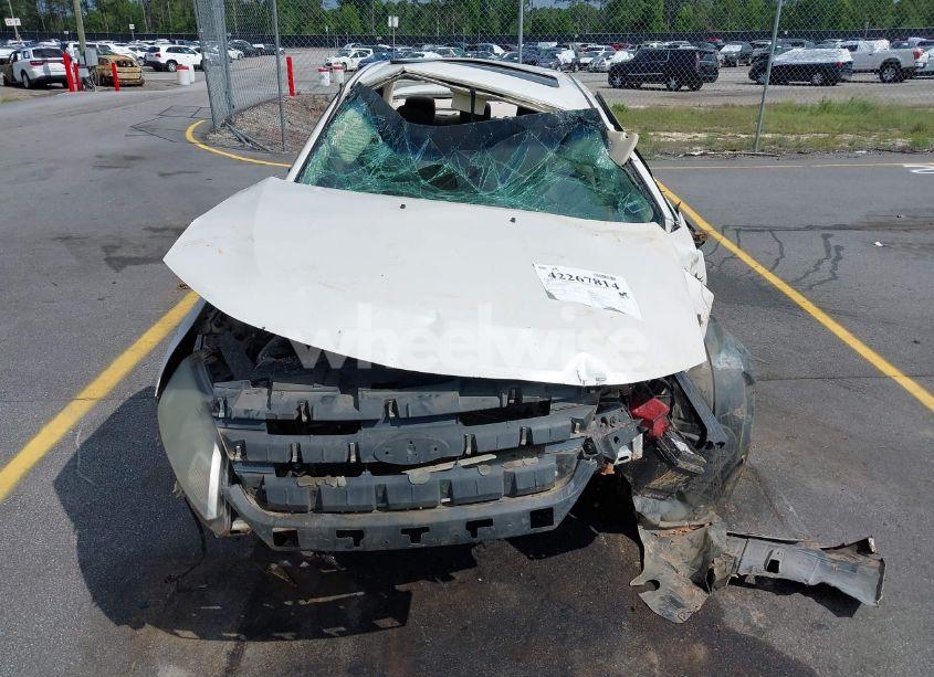 Photo 6 of 2010 Ford Fusion SE (VIN 3FAHP0HA4AR166105)