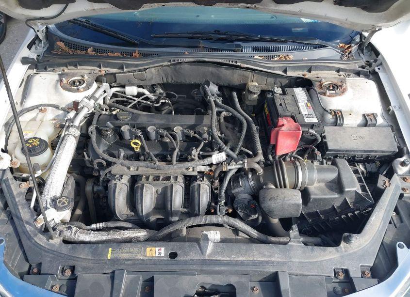 Photo 10 of 2010 Ford Fusion SE (VIN 3FAHP0HA4AR224150)