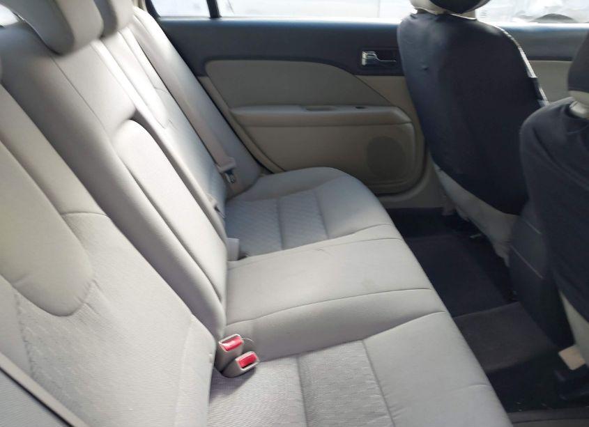 Photo 8 of 2010 Ford Fusion SE (VIN 3FAHP0HA4AR224150)