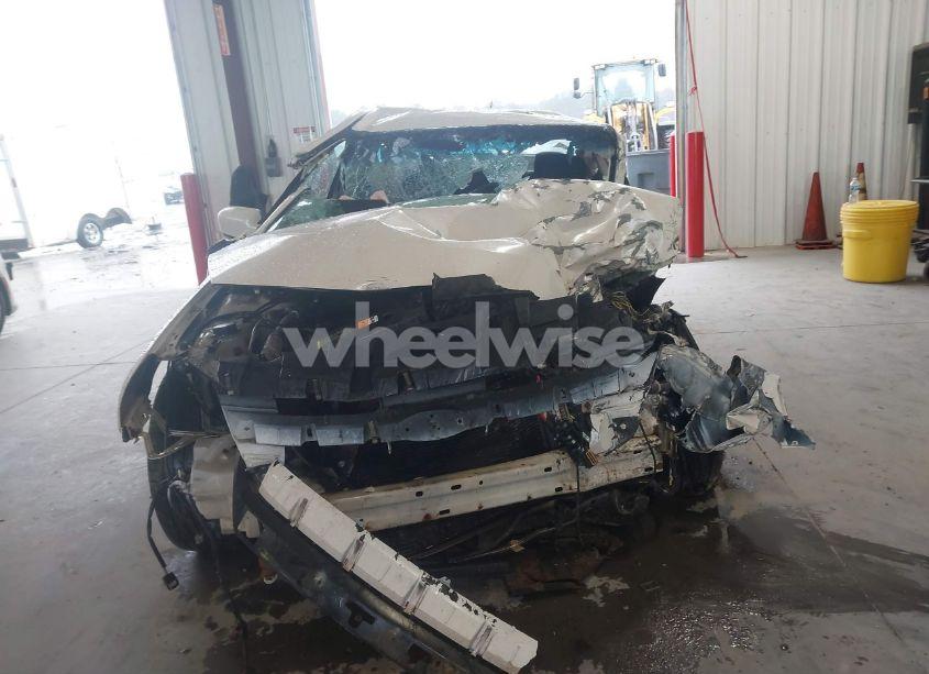 Photo 12 of 2010 Ford Fusion SE (VIN 3FAHP0HA4AR288026)