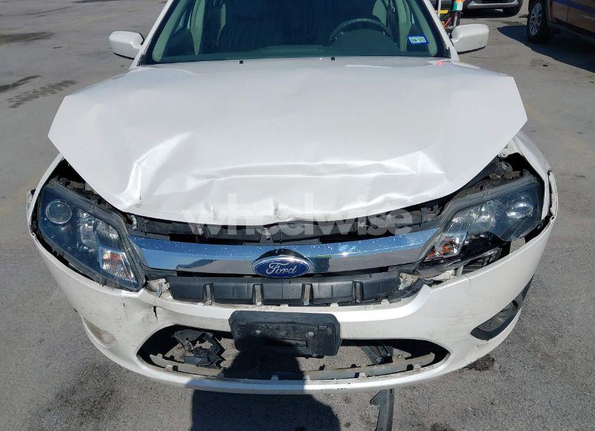 Photo 6 of 2010 Ford Fusion SE (VIN 3FAHP0HA4AR293386)