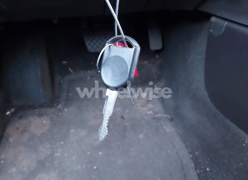 Photo 11 of 2010 Ford Fusion SE (VIN 3FAHP0HA4AR316648)