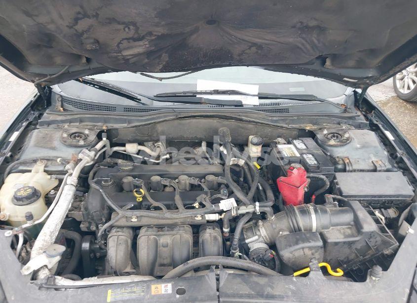 Photo 10 of 2010 Ford Fusion SE (VIN 3FAHP0HA4AR360231)