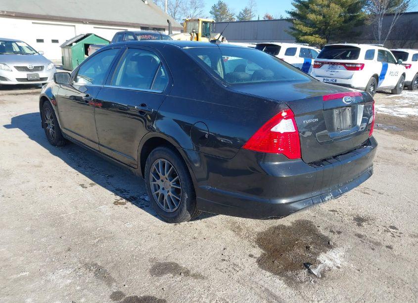 Photo 3 of 2010 Ford Fusion SE (VIN 3FAHP0HA4AR391981)