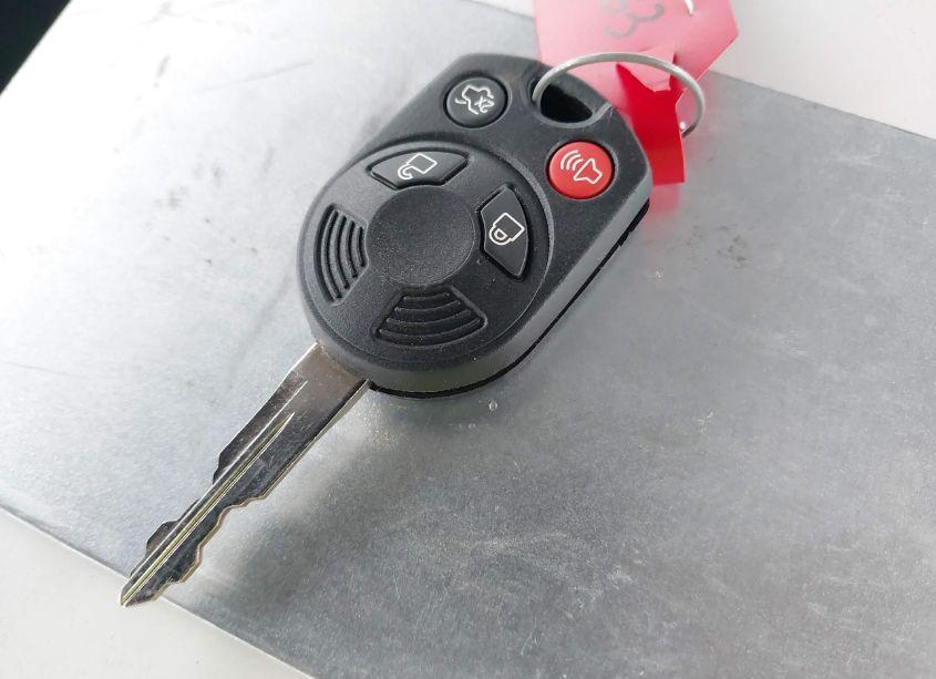 Photo 11 of 2010 Ford Fusion SE (VIN 3FAHP0HA4AR423540)