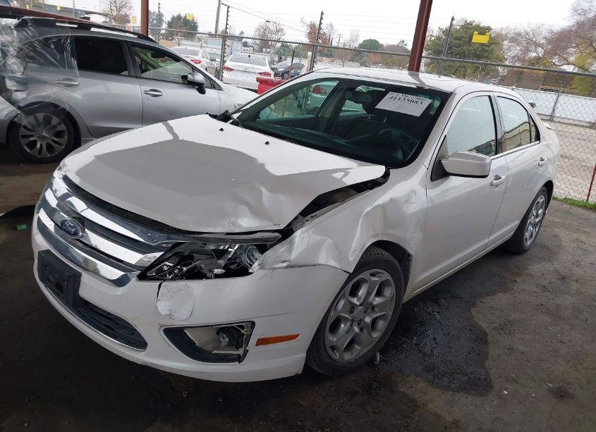Photo 14 of 2010 Ford Fusion SE (VIN 3FAHP0HA4AR423540)