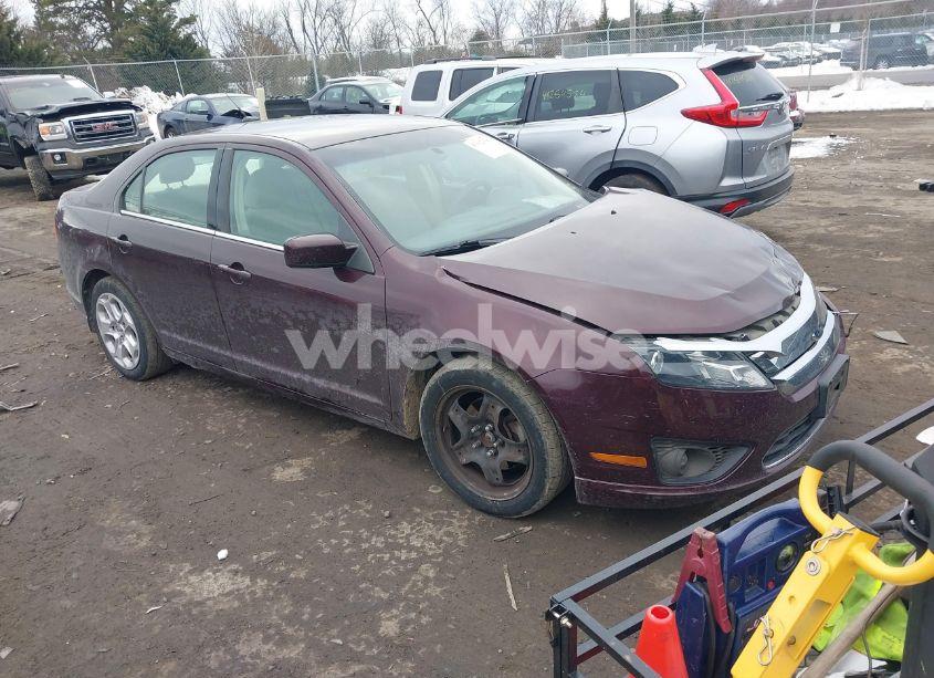 2011 Ford Fusion SE (VIN 3FAHP0HA4BR125796) main photo