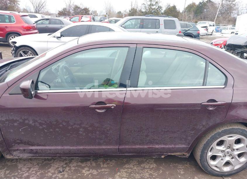 Photo 14 of 2011 Ford Fusion SE (VIN 3FAHP0HA4BR125796)